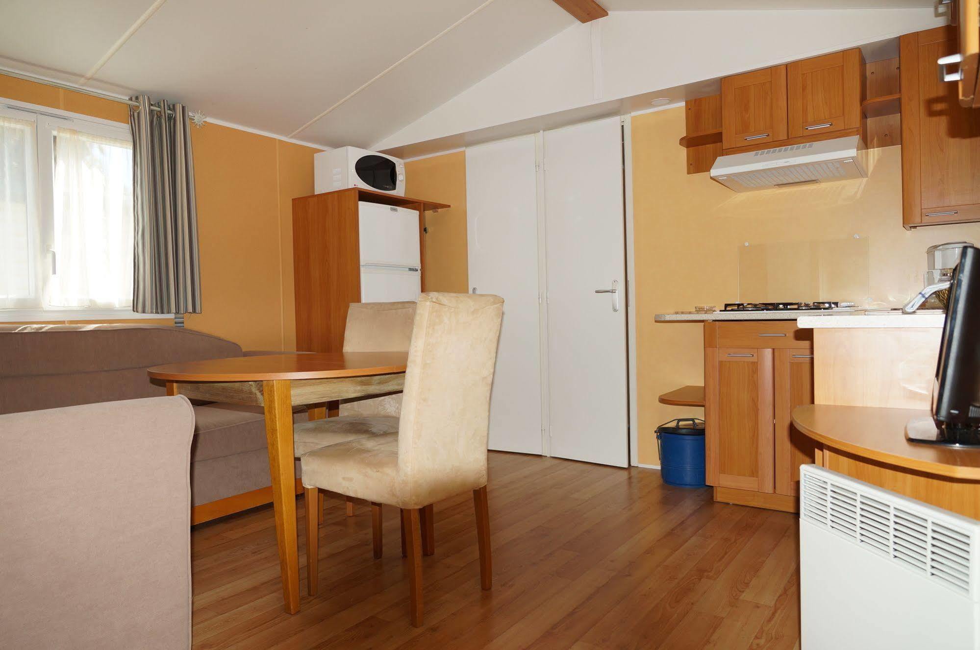 Camping International กาลวี ภายนอก รูปภาพ